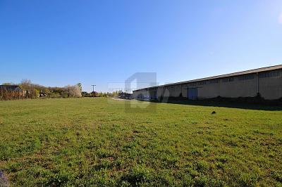 GROßZÜGIG, TEILBAR MIT BEBAUUNGSPLAN