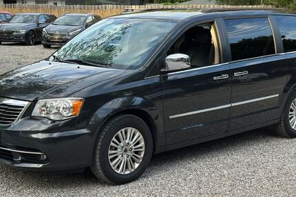 Lancia Voyager 159.500 km 6.250 &euro; München 81827