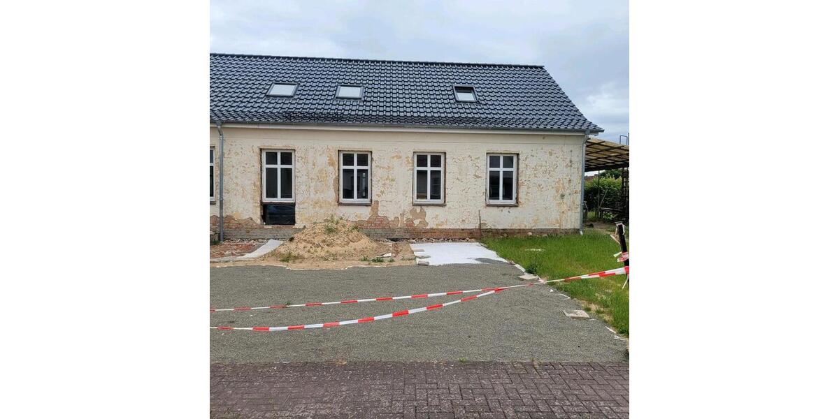 Reihenhaus Klötze - 4 Zimmer, 155 m&sup2;, 80.000&euro; | Angebot:26824047