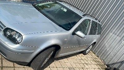 VW Golf 230.000 km 2.500 &euro; Kösching 85092