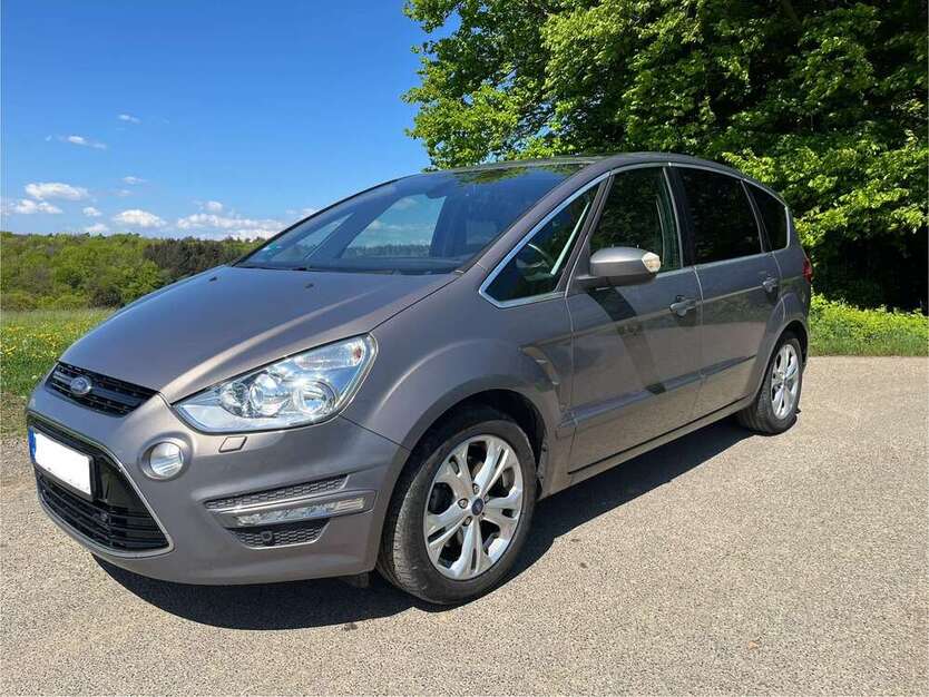 Ford S-Max 74.797 km 10.500 € Rösrath 51503