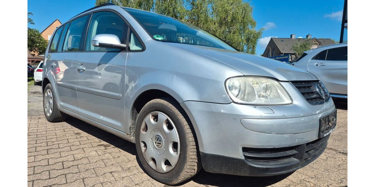 VW Touran 223.482 km 2.999 &euro; Lünen 44532