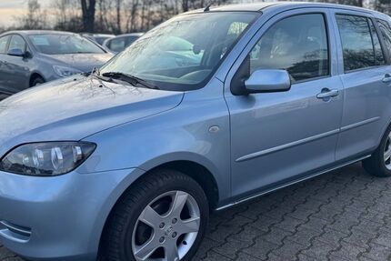 Mazda 2 87.127 km 3.490 &euro; Recklinghausen 45665