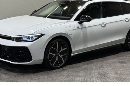 VW Passat Variant 14.627 km 48.830 &euro; Torgau 04860