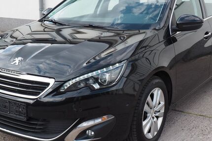 Peugeot 308 69.560 km 7.890 &euro; Magdeburg 39128