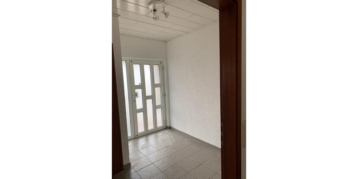 Reihenhaus Waldsolms - 3 Zimmer, 72 m&sup2;, 179.000&euro; | Angebot:26335704