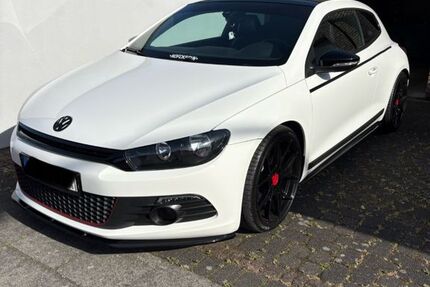 VW Scirocco 102.000 km 9.995 &euro; Köln 50769