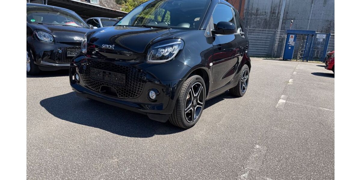 Smart ForTwo 23.300 km 14.990 &euro; Lübeck 23554