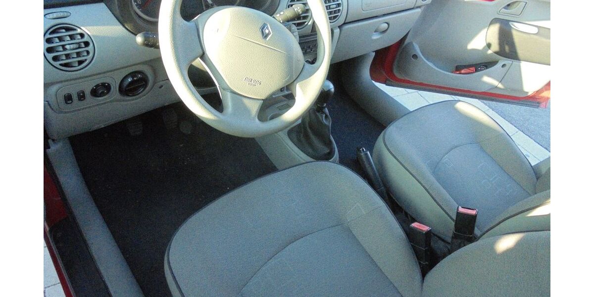 Renault Kangoo 135.000 km 4.950 &euro; Mannheim 68163