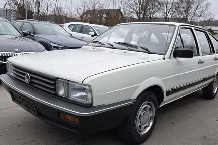 VW Passat 160.018 km 8.999 &euro; Eitorf 53783