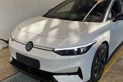 VW ID.7 9.998 km 50.888 &euro; Hamburg 22761