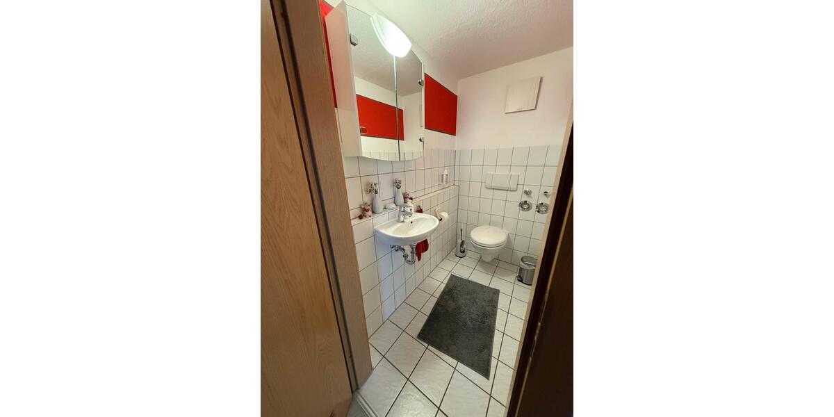 Dachgeschoßwohnung Oedheim - 3 Zimmer, 67 m&sup2;, 289.000&euro; | Angebot:27067337