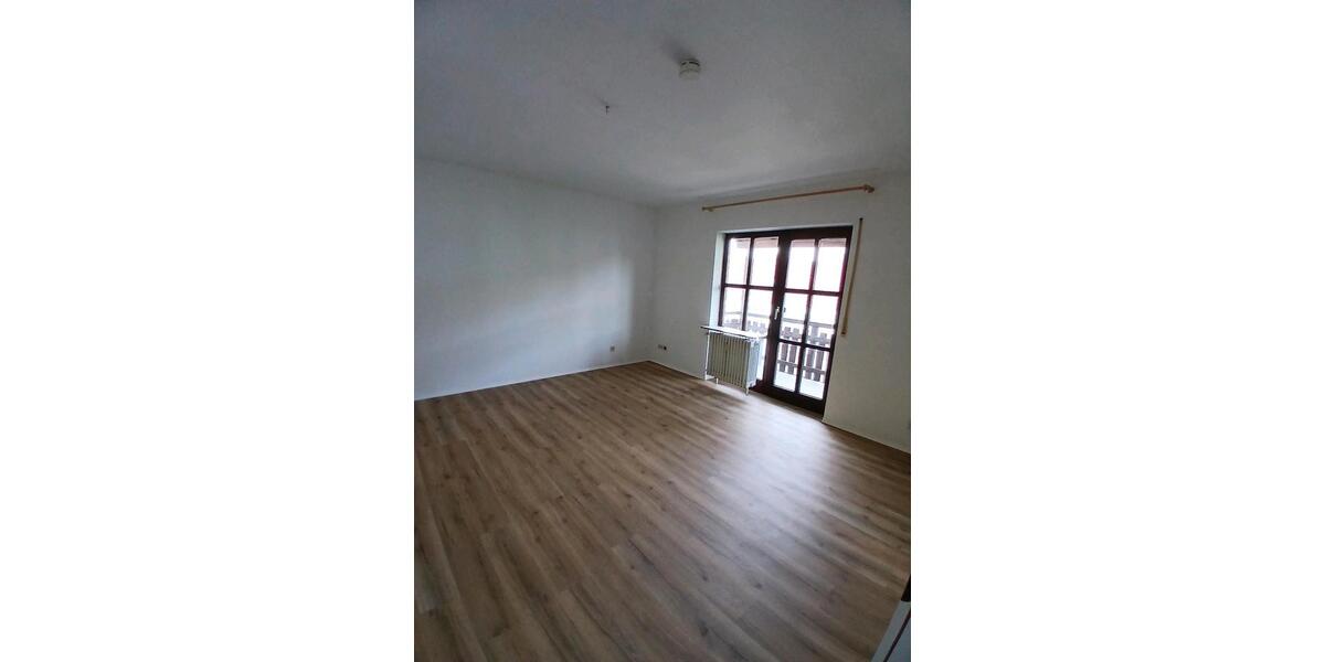Etagenwohnung Rosenheim Egarten - 1 Zimmer, 33 m&sup2;, 165.000&euro; | Angebot:26431941