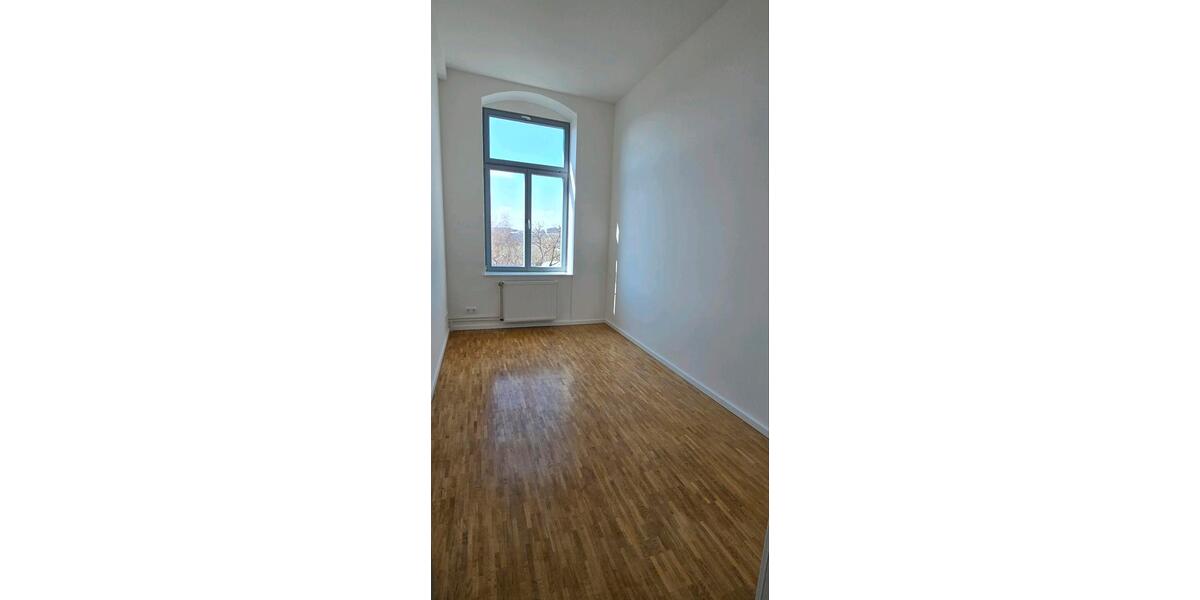 Etagenwohnung Bannewitz - 4 Zimmer, 112 m&sup2;, 1.450&euro; | Angebot:26030270