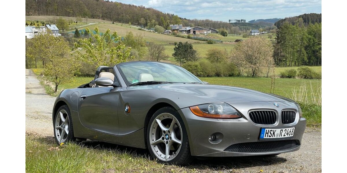BMW Z4 200.000 km 10.950 &euro; Schmallenberg 57392