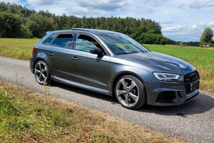 Audi RS3 69.000 km 40.999 € Hallerndorf 91352