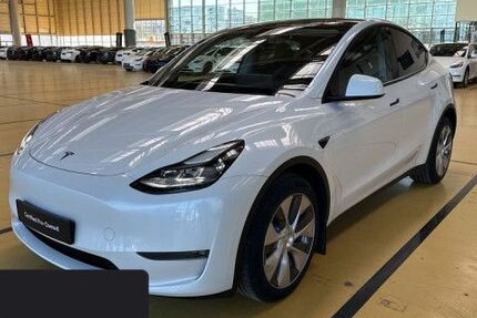 Tesla Model Y 49.176 km 39.900 &euro; Hanau 63457