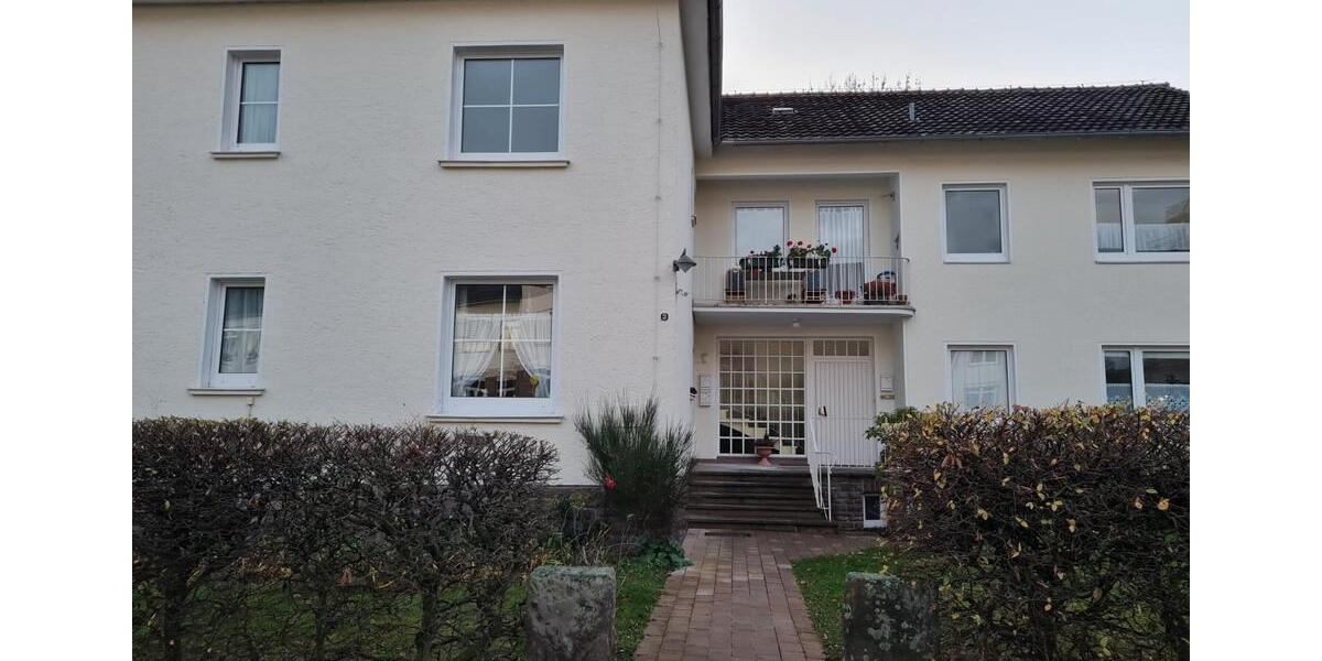 Dachgeschoßwohnung Höxter - 2 Zimmer, 55 m&sup2;, 330&euro; | Angebot:26414769