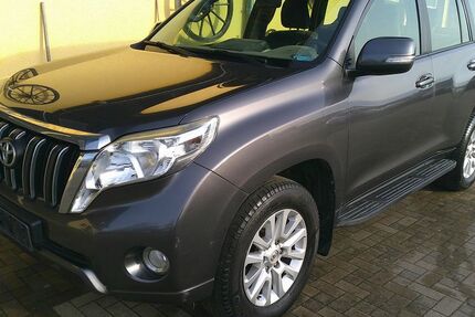 Toyota Land Cruiser 326.000 km 26.500 &euro; Neddemin 17039