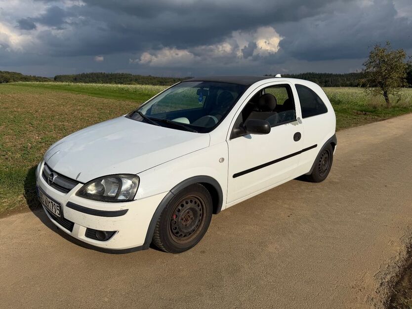 Opel Corsa 154.000 km 1.175 € Gillenfeld 54558