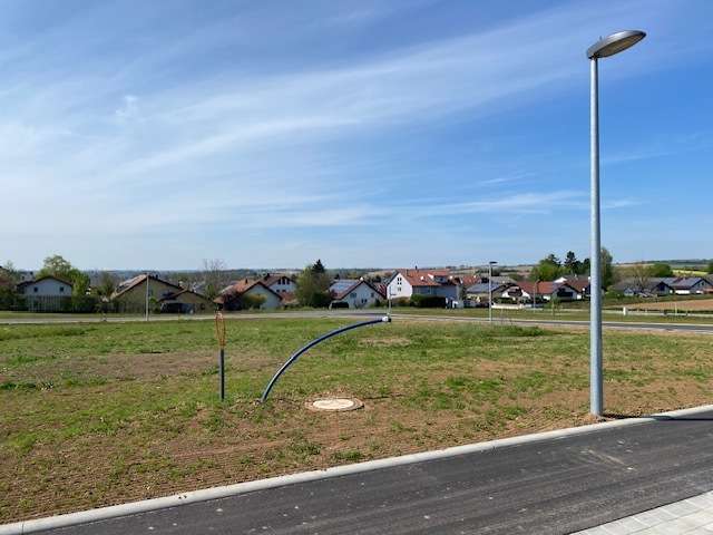 Grundstück zu verkaufen in Oedheim 360.000 € 654 m² zimmer