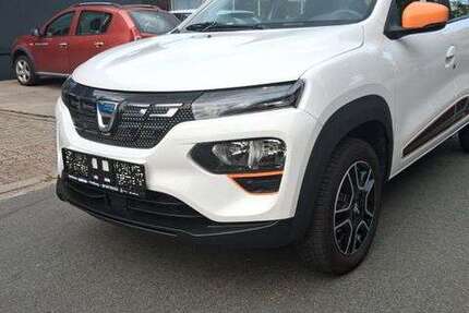 Dacia Spring 30.660 km 12.990 &euro; Freiburg 21729