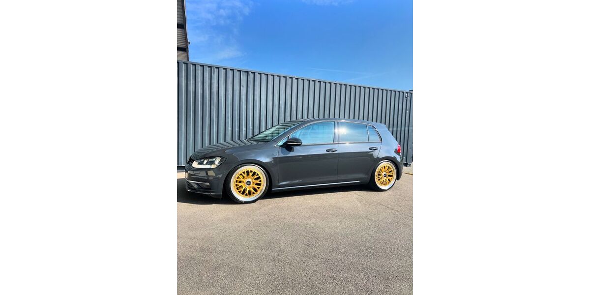 VW Golf 83.000 km 15.499 &euro; Bindlach 95463