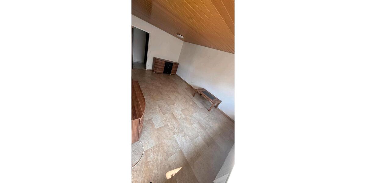 Etagenwohnung Ditzingen - 4 Zimmer, 83 m&sup2;, 280.000&euro; | Angebot:25823656