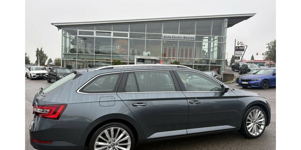 Skoda Superb 2.0 TSI STYLE/4x4/PANO/KAMERA/MEMORY/DAB 145.673 km 19.900 € Villingen-Schwenningen 78054