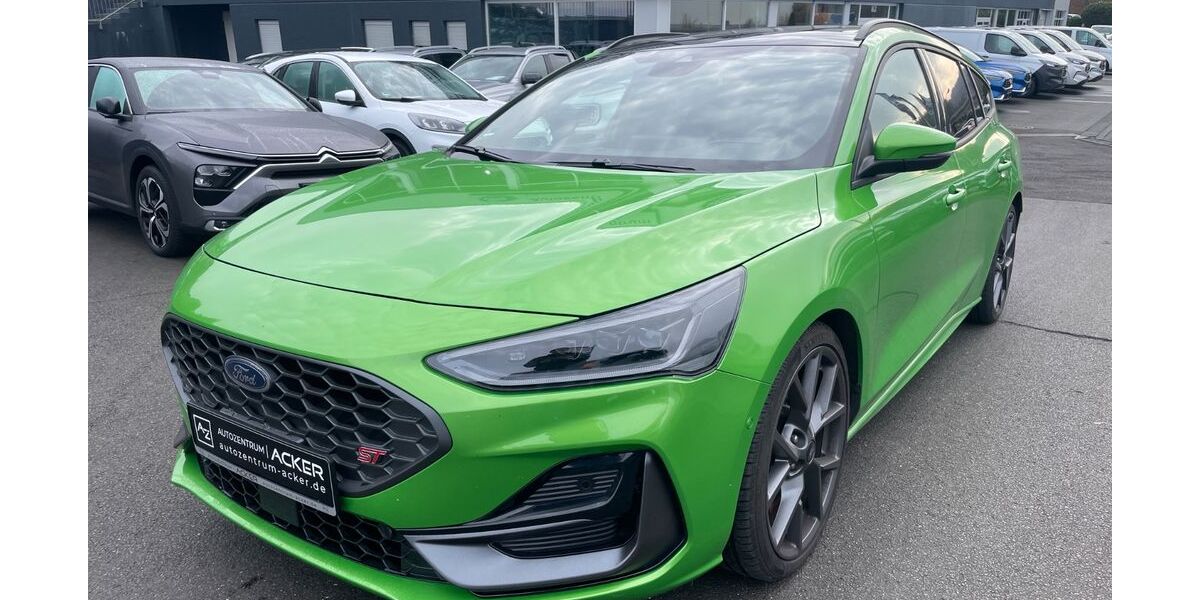 Ford Focus 23.500 km 33.890 &euro; Bischoffen 35649