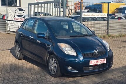 Toyota Yaris 197.711 km 2.999 &euro; Düren 52353