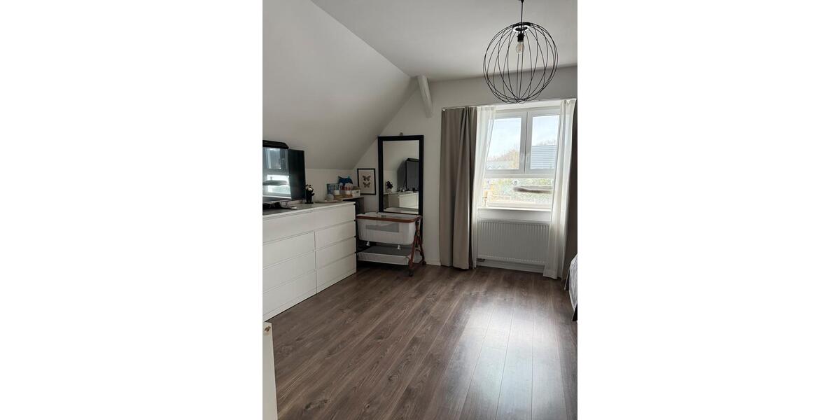 Reihenhaus Lüneburg - 5 Zimmer, 140 m&sup2;, 1.570&euro; | Angebot:24878296
