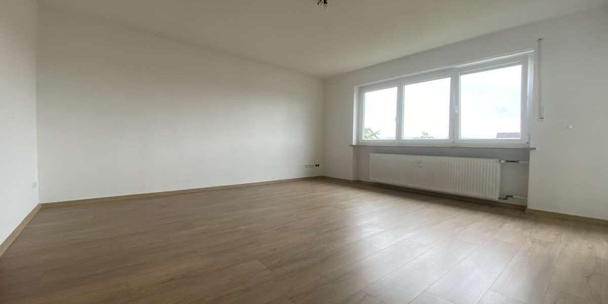 Etagenwohnung Irchenrieth - 4 Zimmer, 109 m&sup2;, 900&euro; | Angebot:26867241