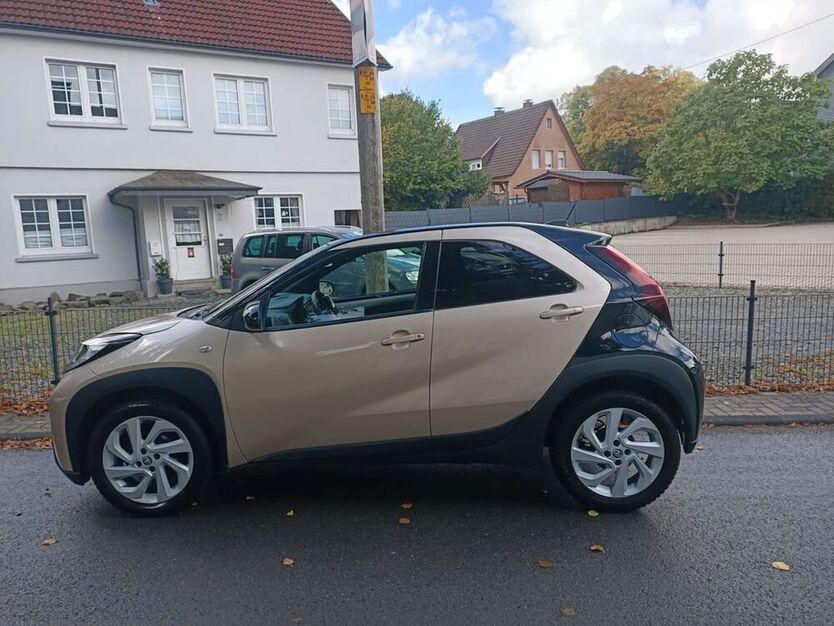 Aygo (X)