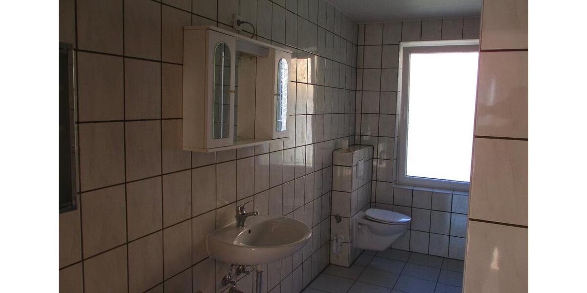 Etagenwohnung Greiz - 4 Zimmer, 80 m&sup2;, 429&euro; | Angebot:24803325