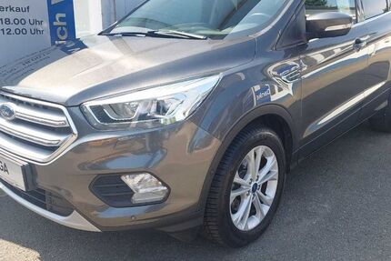 Ford Kuga 65.760 km 15.750 &euro; Petershagen 32469
