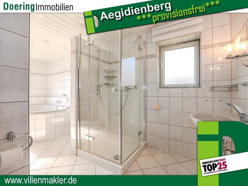 Reichlich Platz für Ihre Ideen: 307 m² Wohn- und Nutzfläche! 4 zimmer