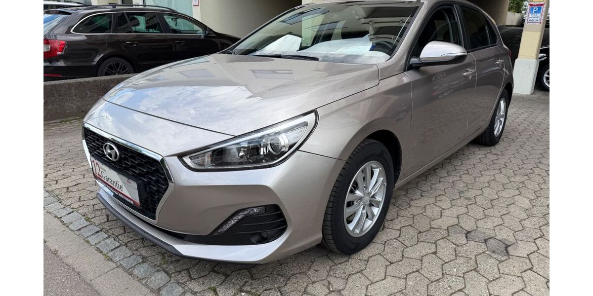 Hyundai i30 48.000 km 12.990 &euro; Senden 89250