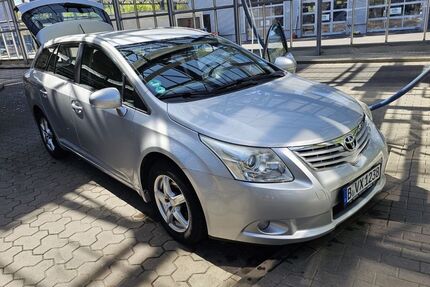 Toyota Avensis 68.000 km 7.150 &euro; Berlin 12619