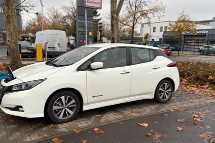 Nissan Leaf 77.300 km 10.900 &euro; Berlin 13589