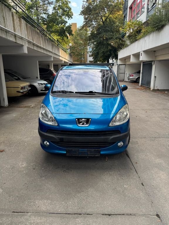 Peugeot 1007 138.000 km 1.200 € Berlin 10967