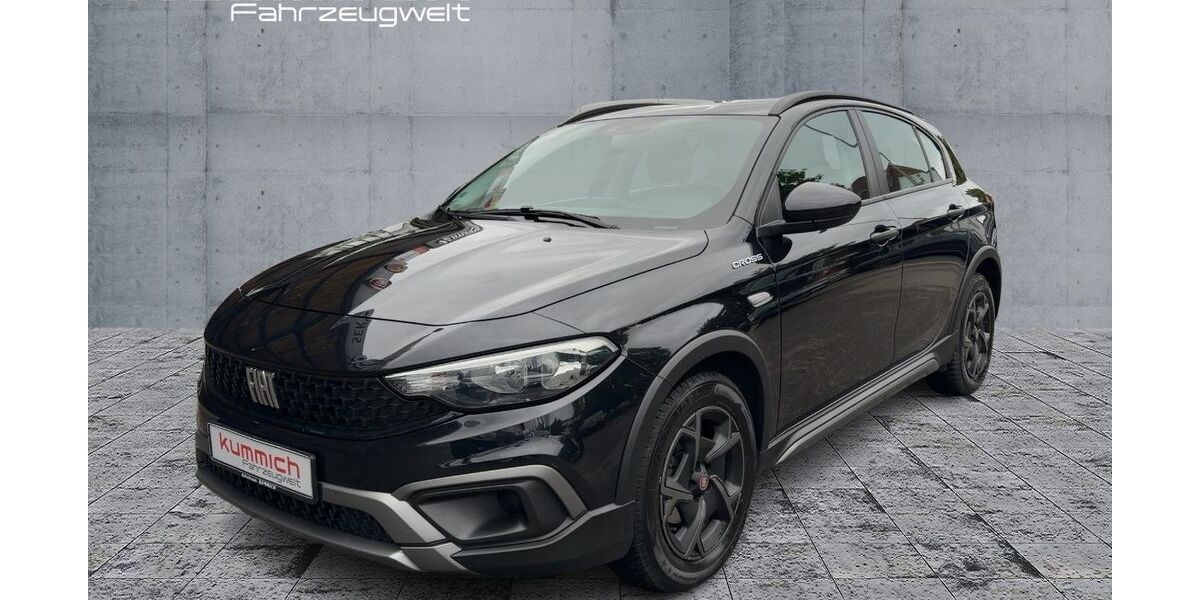Fiat Tipo 27.650 km 17.990 &euro; Aalen-Dauerwang 73457