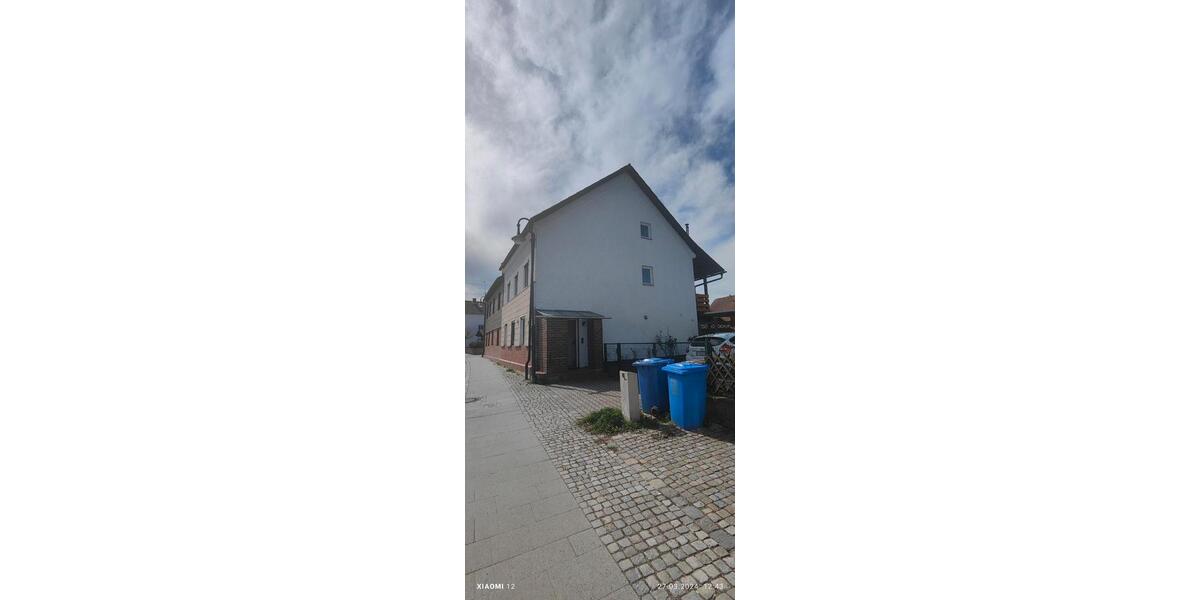 Reihenhaus Rotthalmünster - 6 Zimmer, 135 m&sup2;, 190.000&euro; | Angebot:27023820