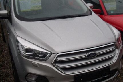 Ford Kuga 75.700 km 19.550 &euro; Radolfzell 78315