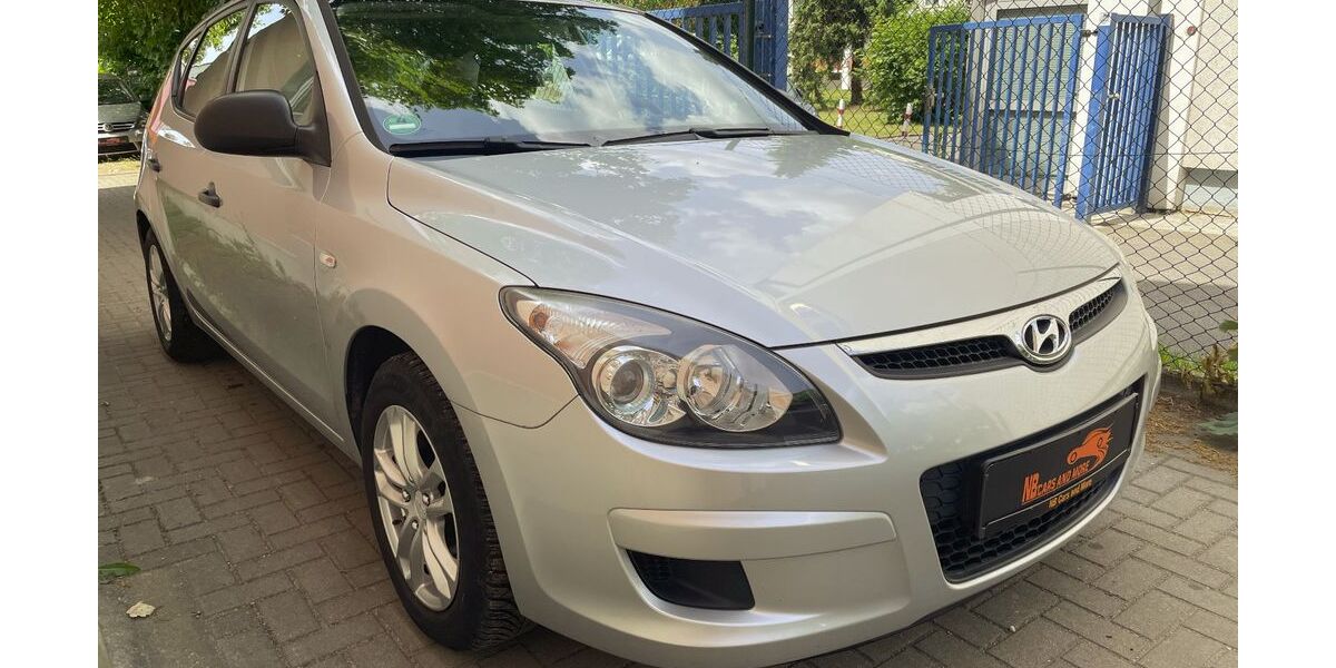 Hyundai i30 58.135 km 4.999 &euro; Berlin 12107