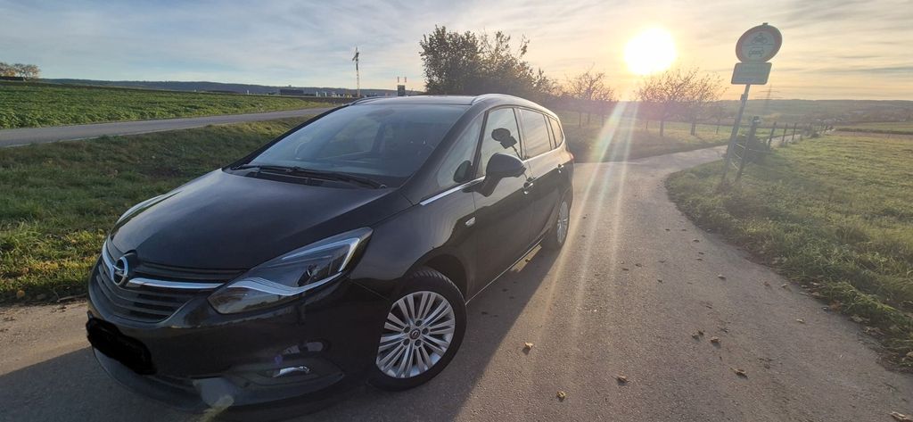Opel Zafira Tourer 128.635 km 11.700 &euro; Stuttgart Weilimdorf 70499