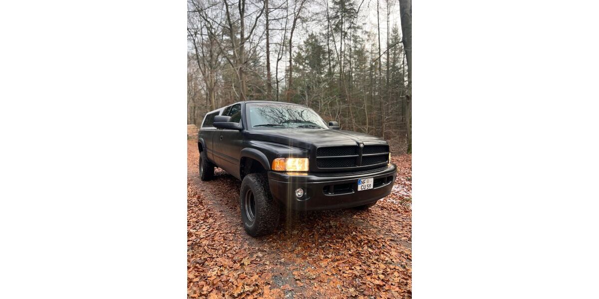 Dodge RAM 216.950 km 15.500 &euro; Norstedt 25884