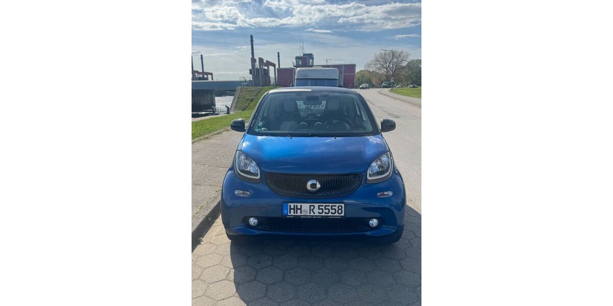 Smart ForTwo 80.183 km 9.000 &euro; Hamburg 20539