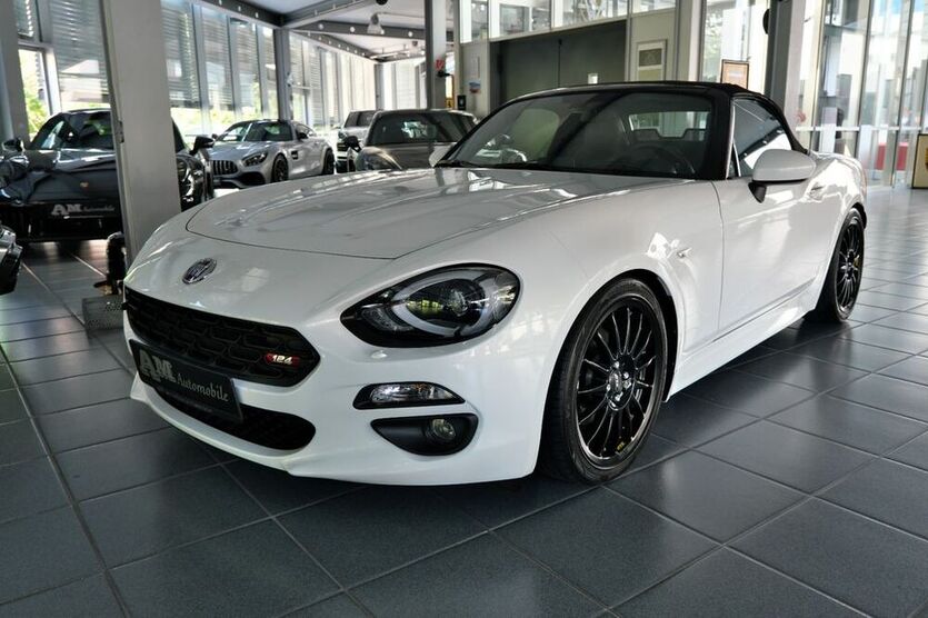 124 Spider