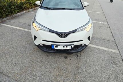 Toyota C-HR 105.000 km 15.100 € Passau 94032